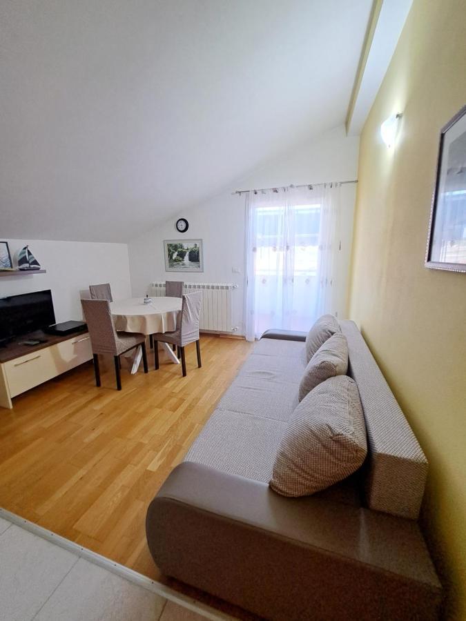 Appartamento Casa Antonio With Swimming Pool Novigrad Istria Esterno foto